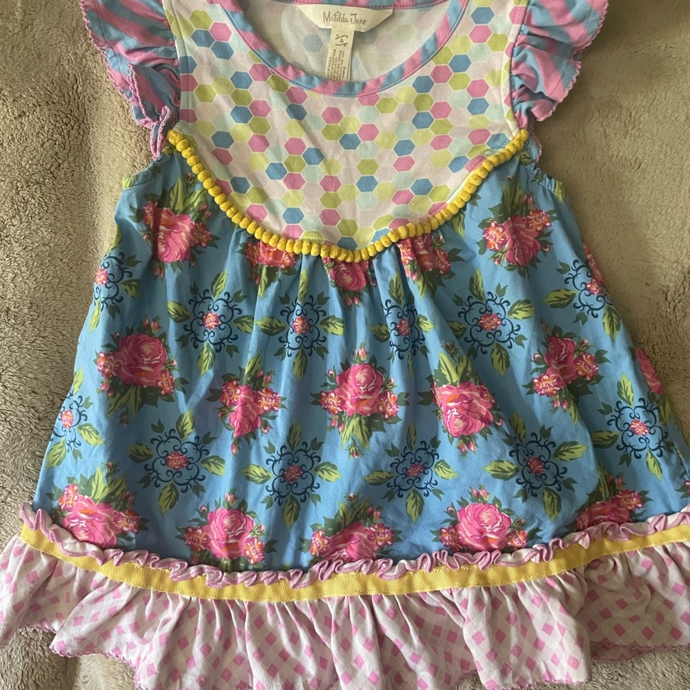 Colorful Floral Shirt with Ruffle Sleeves